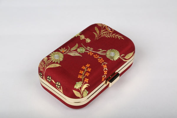 Hand Embroidered Aari Banarasi Maroon Veil